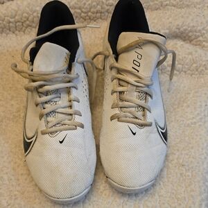 Nike White and Black Men's Athletic Shoes